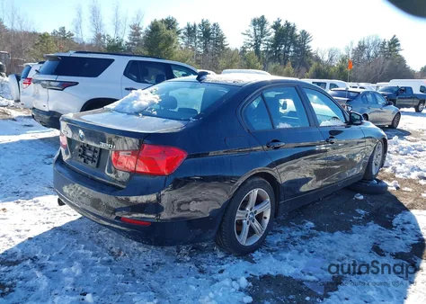 2013 BMW 320I xDrive z USA, uszkodzony, nr VIN WBA3C3C53DF982085